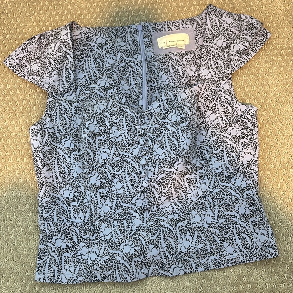 Anthropologie White and Blue Fitted Crop Blouse